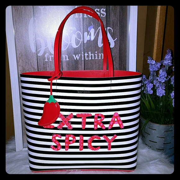 Kate spade Handbags - Kate spade extra spicy little len Chili tote bag
